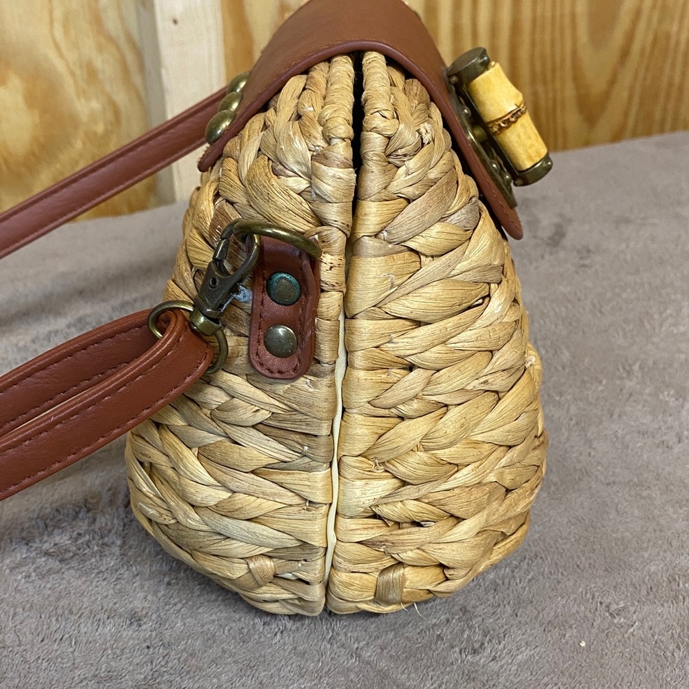 Sun and sand cross body /shoulder bag - Picture 2 of 9